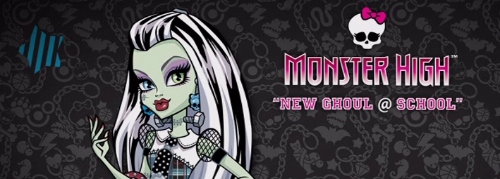 Banner Monster High New Ghoul in School