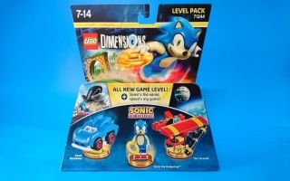 Ontvang het Sonic-minifiguur, de Sonic Speedster en The Tornado (Het vliegtuig van Tails)!